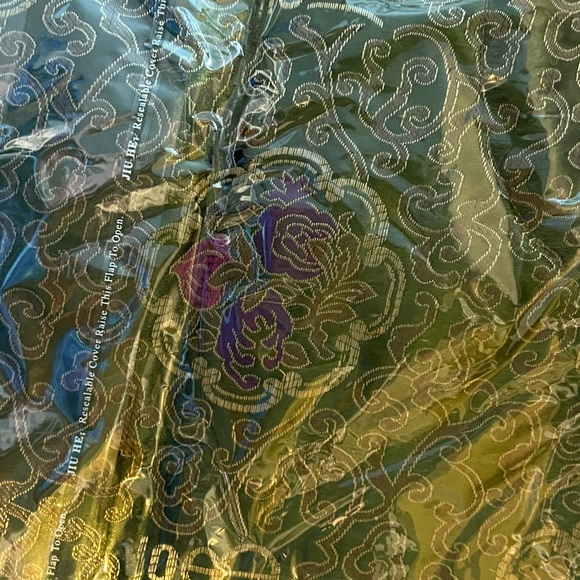 Green Chinese Handbag with Bamboo Handles. - Picture 7 of 7